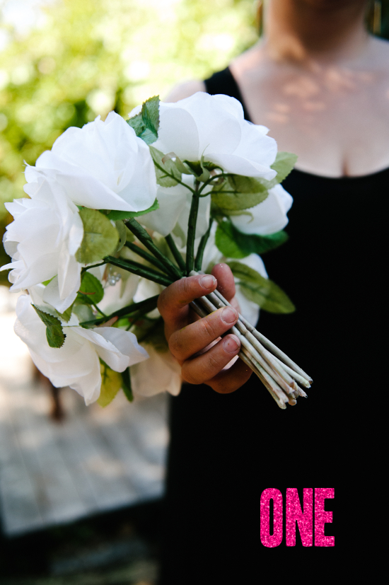 Kitschy Bouquet Tutorial | A Practical Wedding (5)