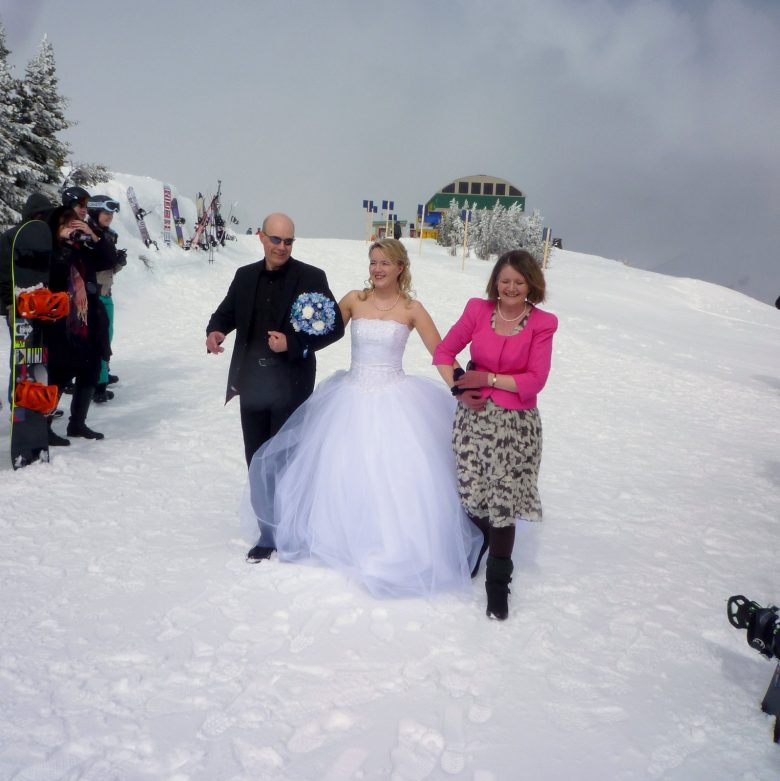 Ski Wedding | A Practical Wedding (6)