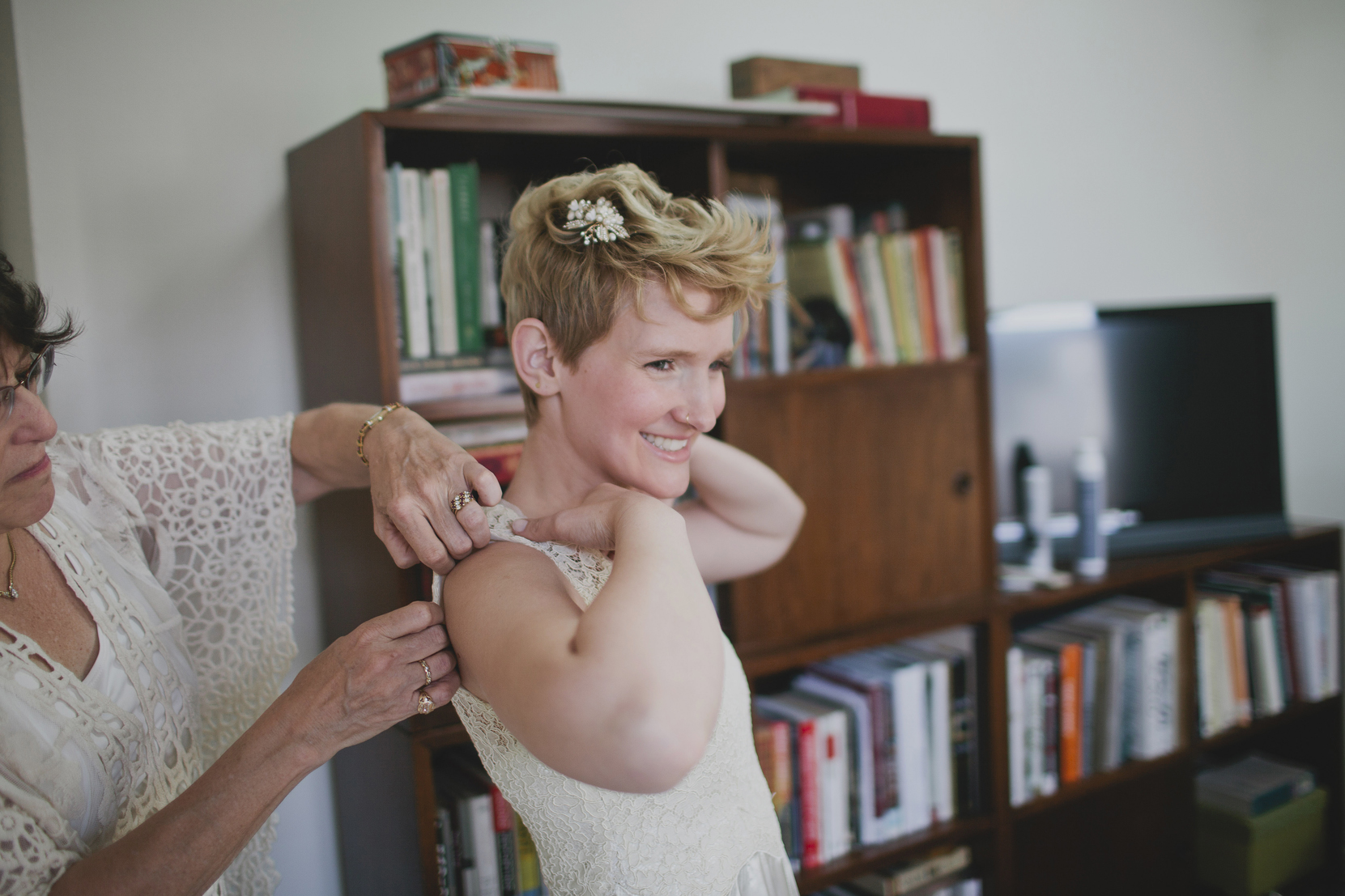 Lesbian Wedding At Home | Sarah Gormley Photography (28)