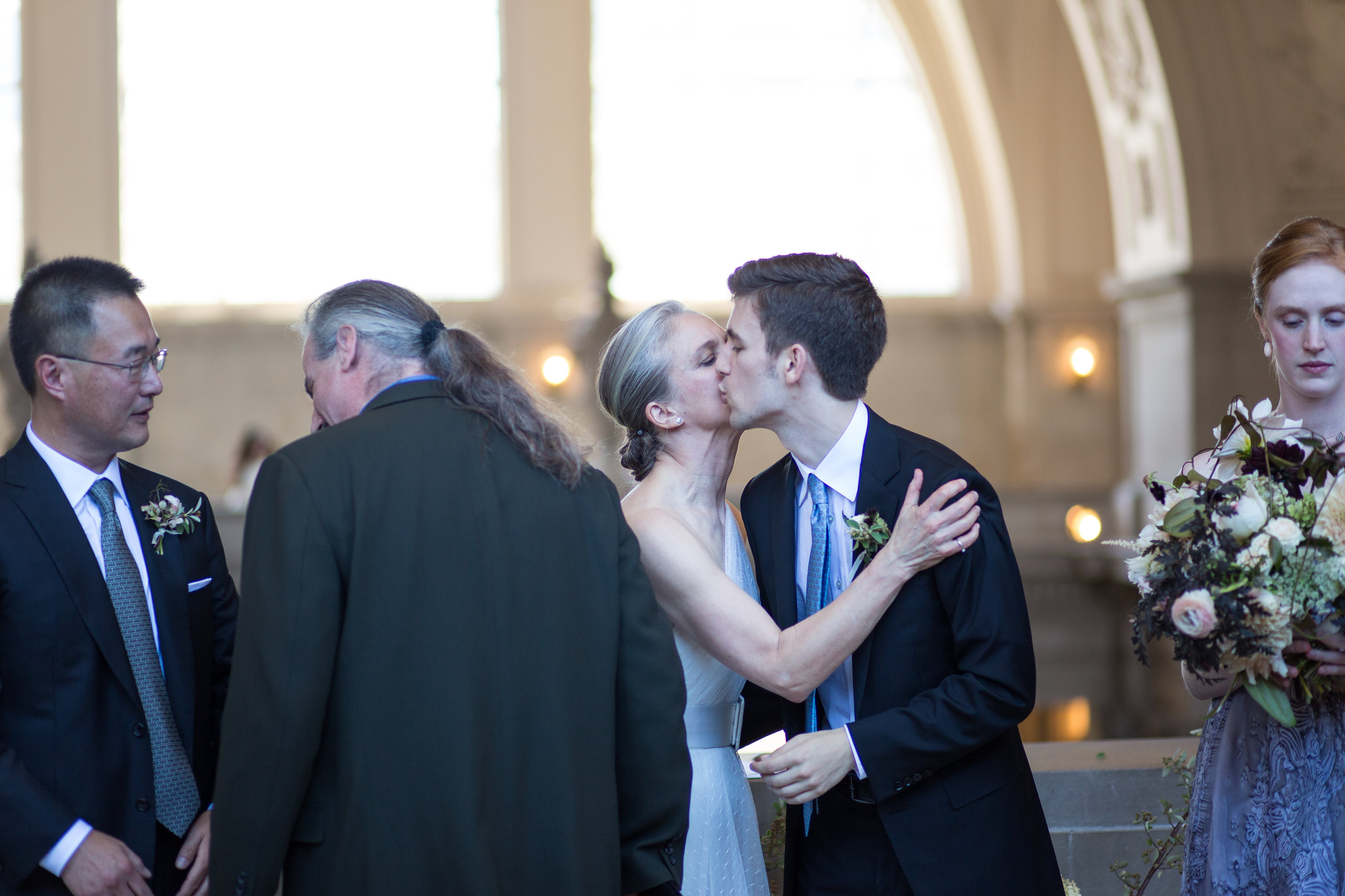 San Francisco City Hall Wedding | Emilia Jane Photography | A Practical Wedding (31)