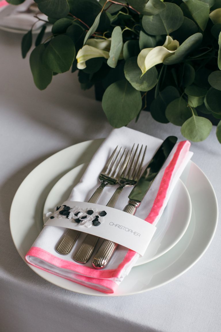 How To DIY Neon Edged Napkin Place Settings A Practical Wedding