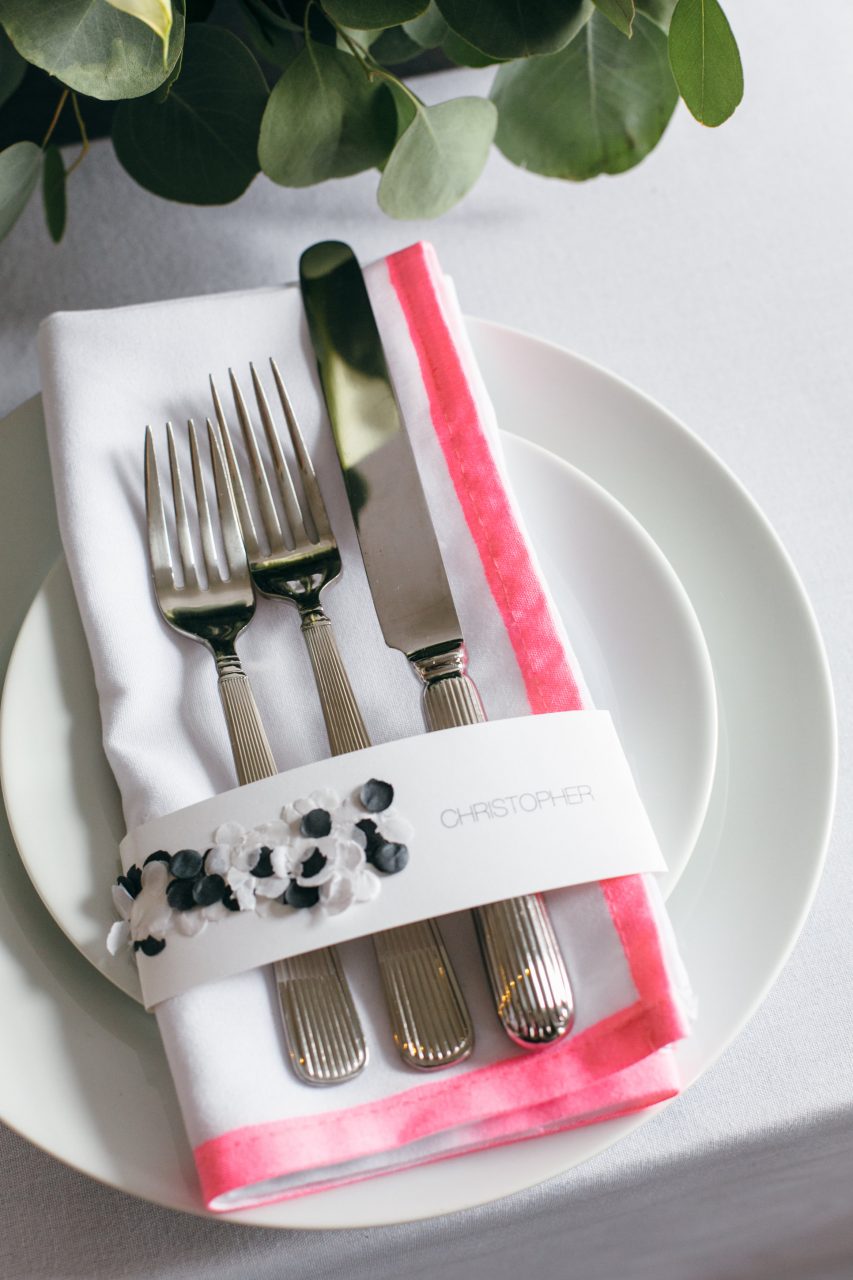 How To DIY Neon Edged Napkin Place Settings A Practical Wedding