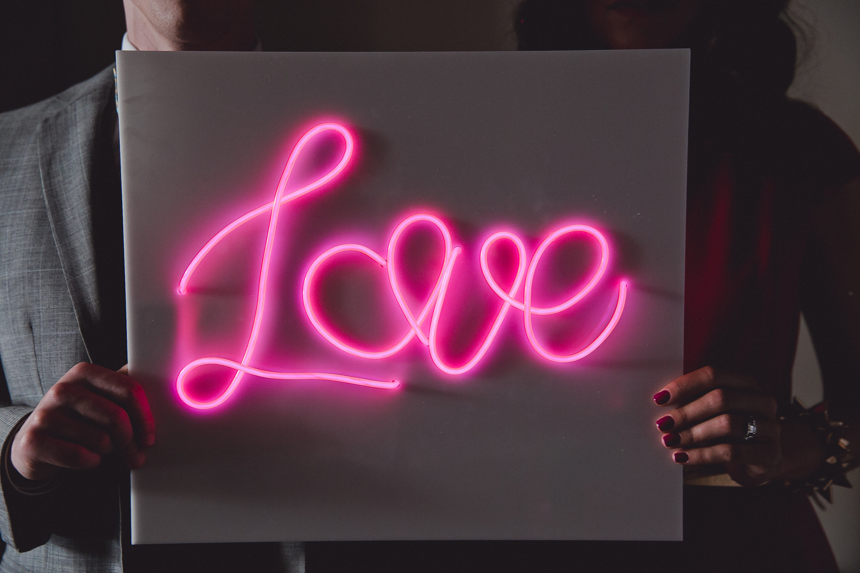 How To Make a DIY Neon Sign EL Wire | A Practical Wedding