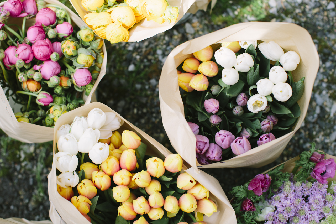 How to Hire a Wedding Florist A Practical Wedding