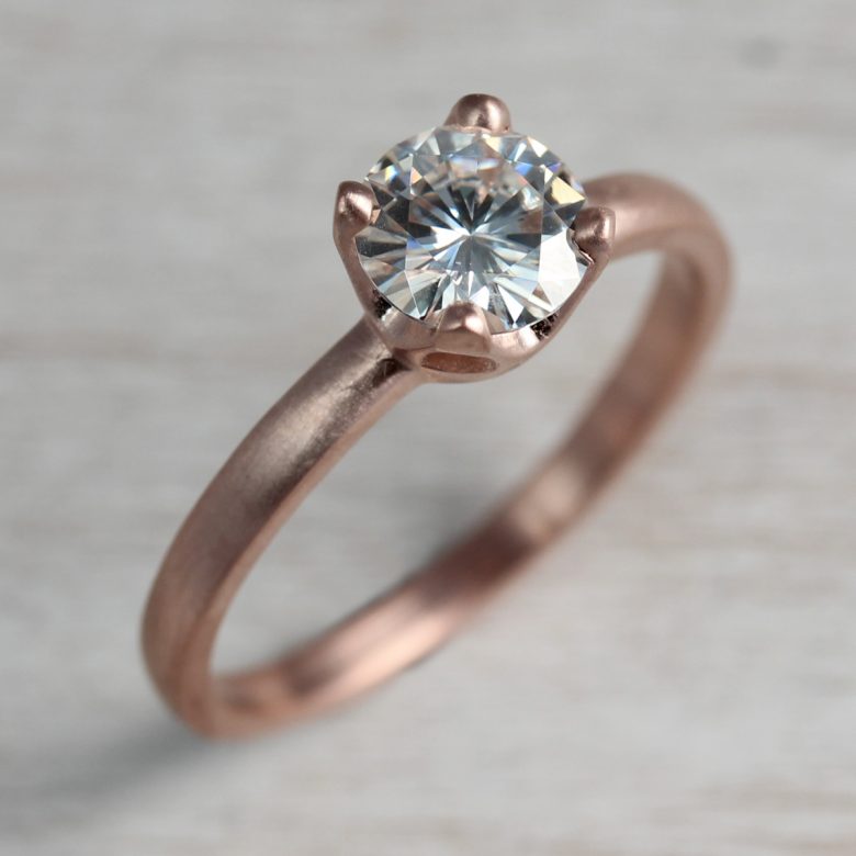 rose gold diamond engagement ring Aide-memoire