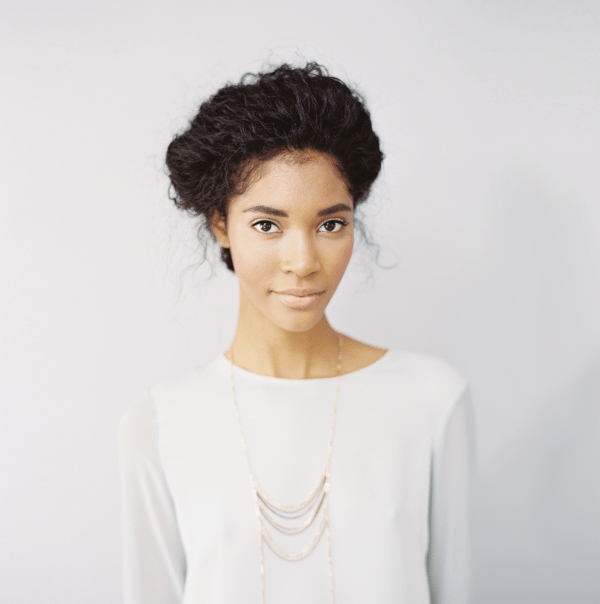 26 Modern Curly Hairstyles That Will Slay On Your Wedding Day A