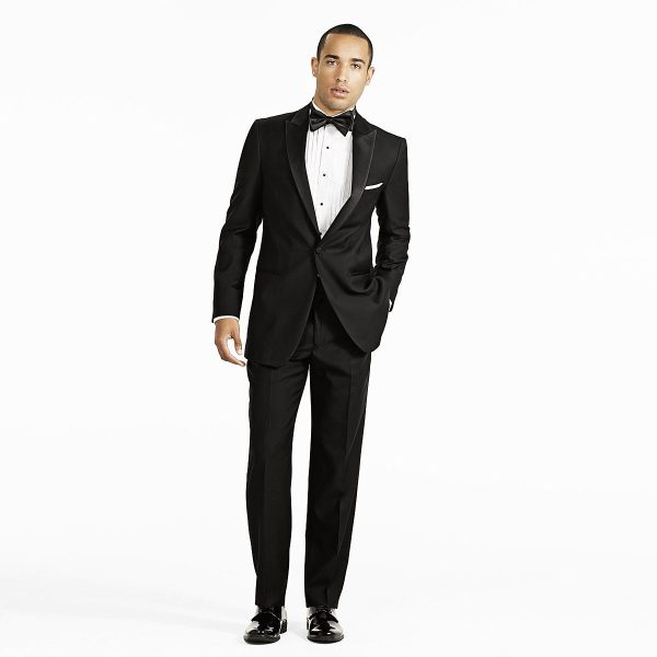 This Is the Smarter Way to Do Suit and Tux Rentals | A Practical Wedding