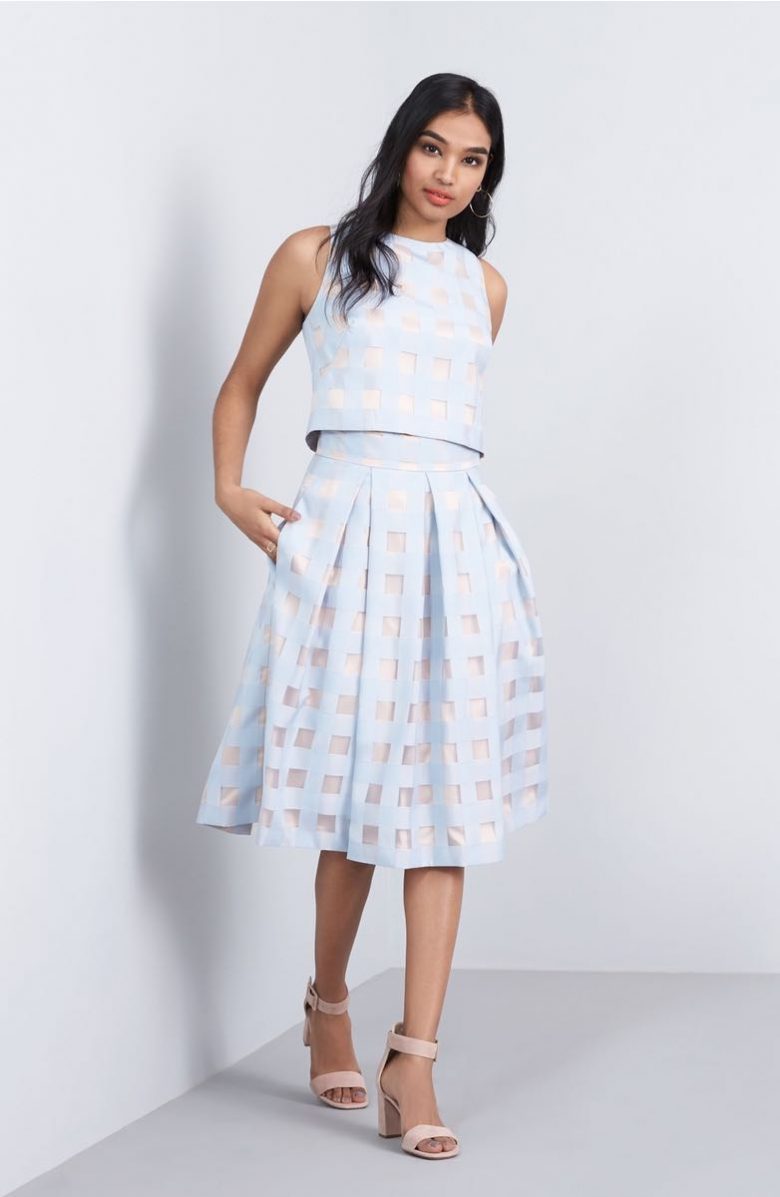 8 Nursing Friendly Dresses for Spring and Summer   A Practical ...