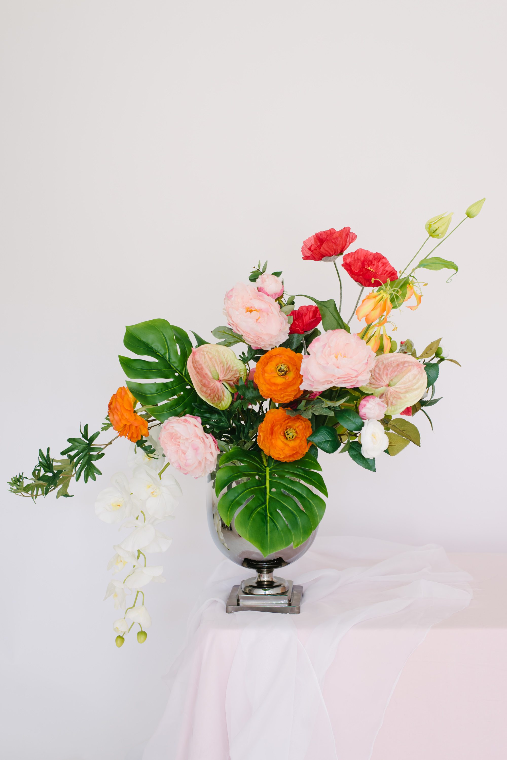 The Best Fake Flowers That Look Real A Practical Wedding