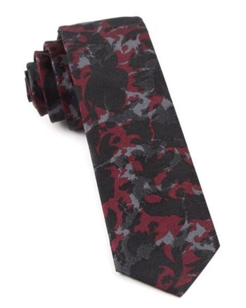 red black and white pattern tie