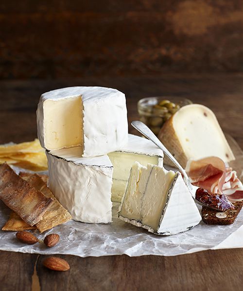 one of the best gift baskets for cheese mongers from Cowgirl Creamery filled with three of their top selling cheeses