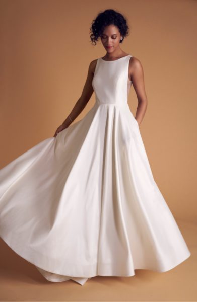 20 Simple Wedding Dresses For Every Budget | A Practical Wedding