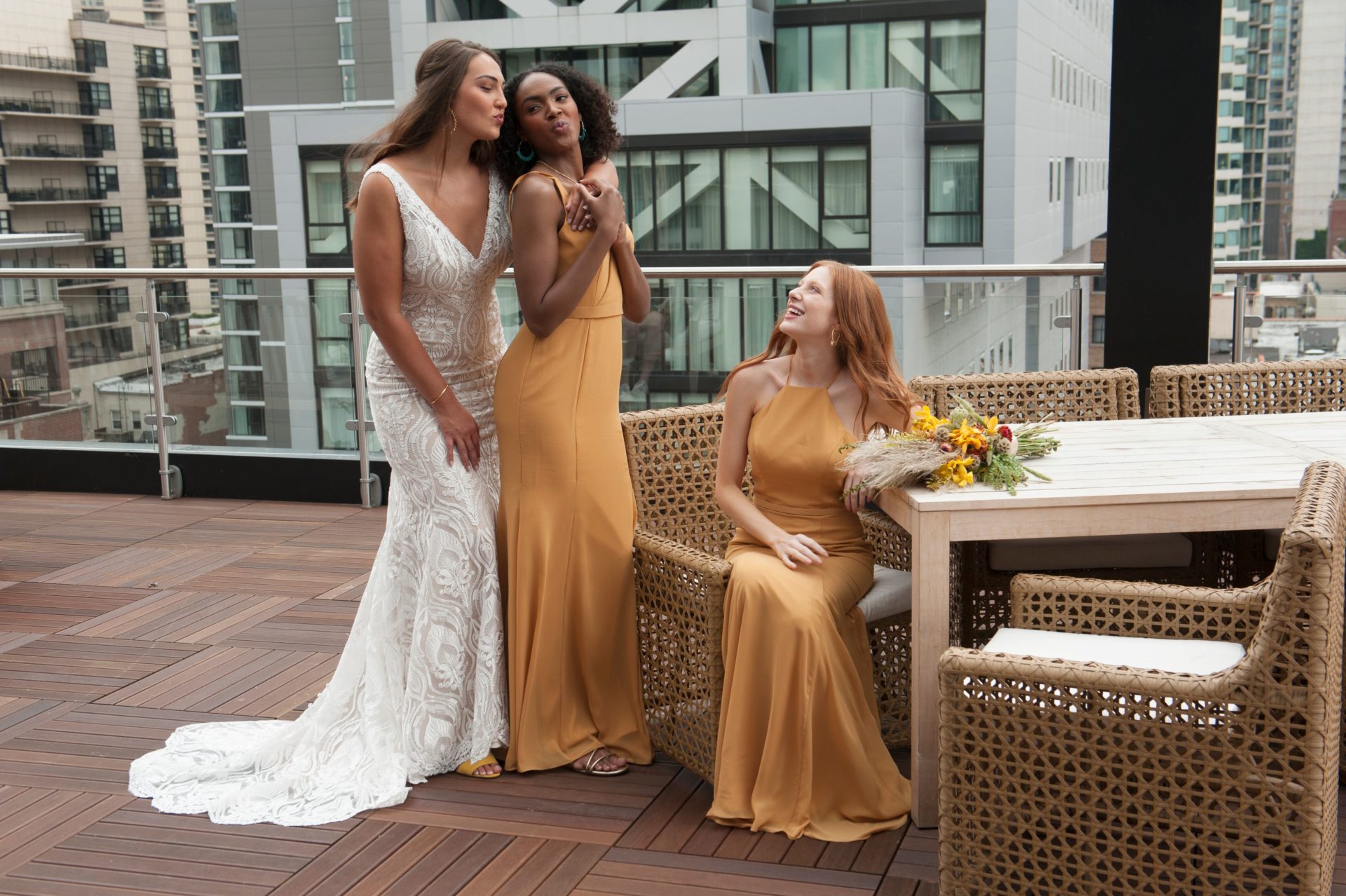 How To Coordinate Your Bridesmaid Dresses With Your Wedding Dress A