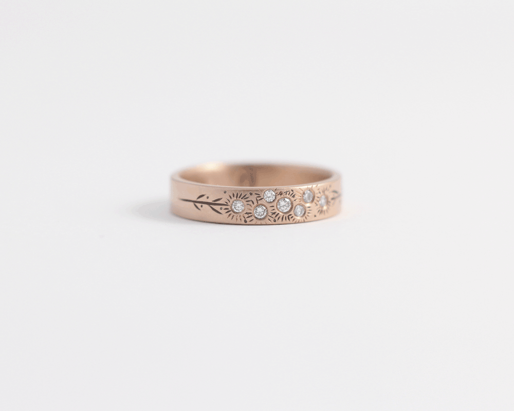 An animated gif of a custom design ring by Ash Hilton