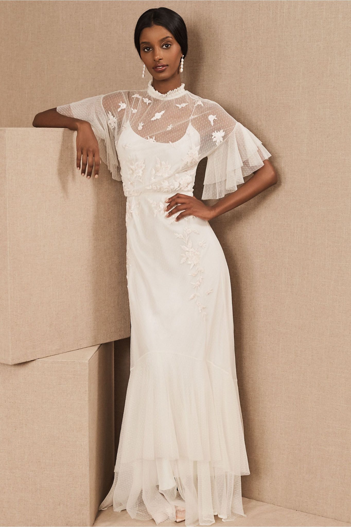 off-the-rack-wedding-dresses-to-buy-today-a-practical-wedding