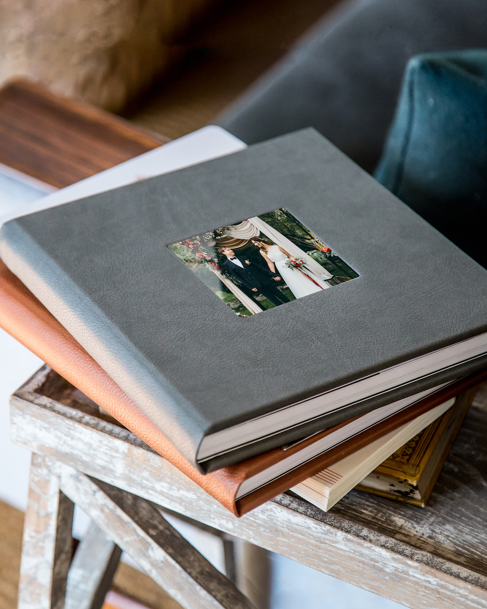 Acrylic Cover Photo Albums - Premium Layflat Acrylic Photo Albums -  Printique, An Adorama Company